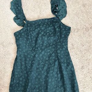 *WORN ONLY ONCE* Green Ruffle Strap Sleeveless Midi Dress
